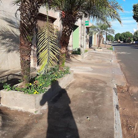 Miru'S Motel Rio Verde Bagian luar foto